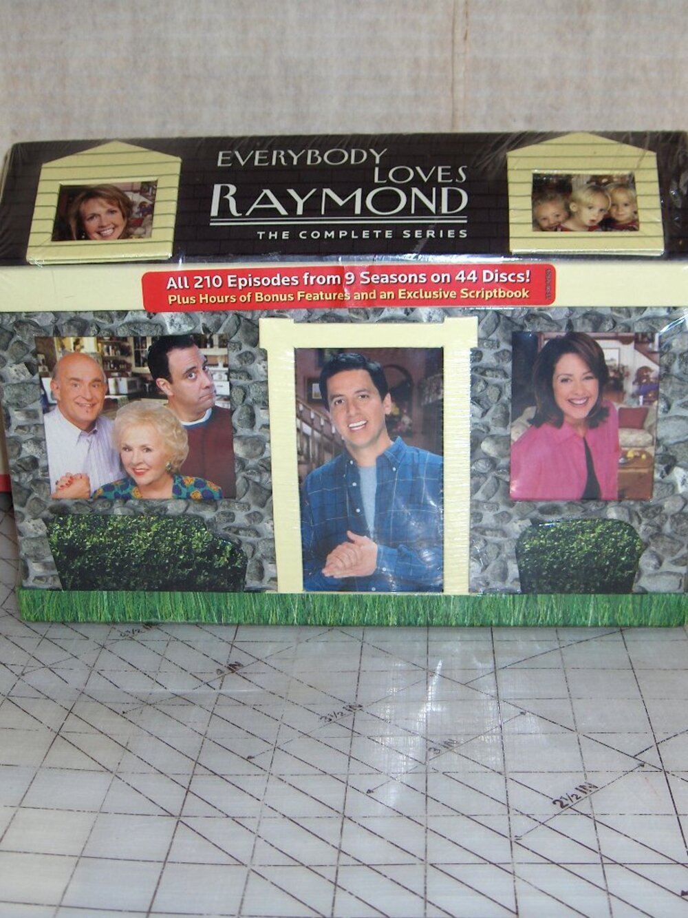 Everybody Loves Raymond, The Complete Series Plus, New, Sealed